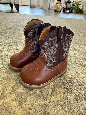 Kids Western Boots Brown Size 5c